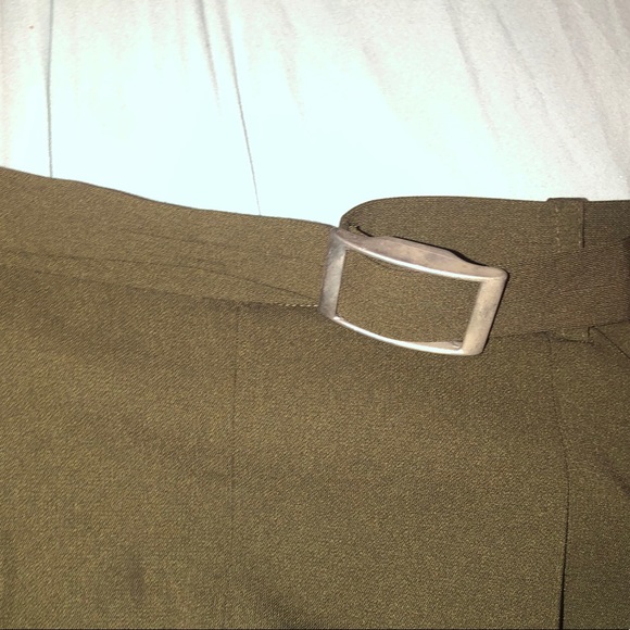 Business Skirt - Picture 3 of 4